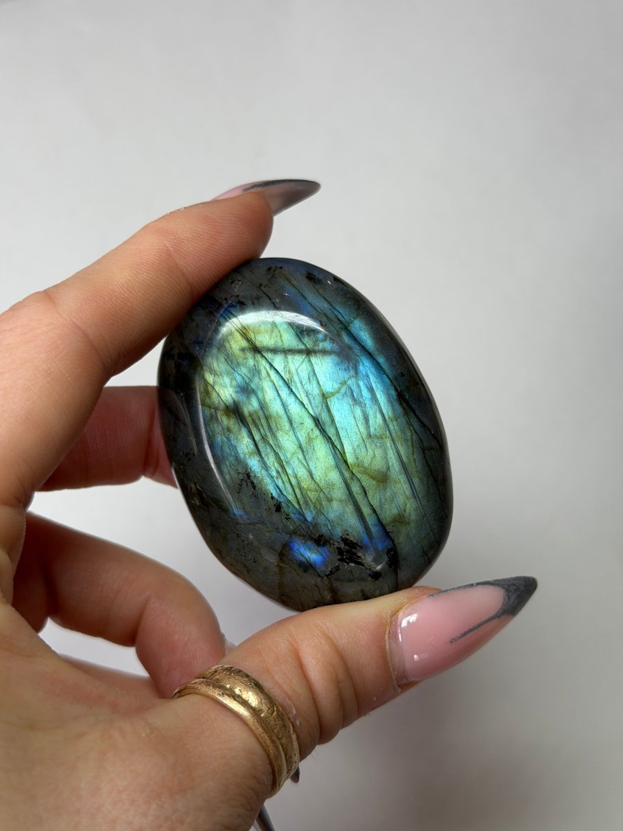 Labradorite Palm Stone LabradoriteMadagascar - Haus of Moss + Moon