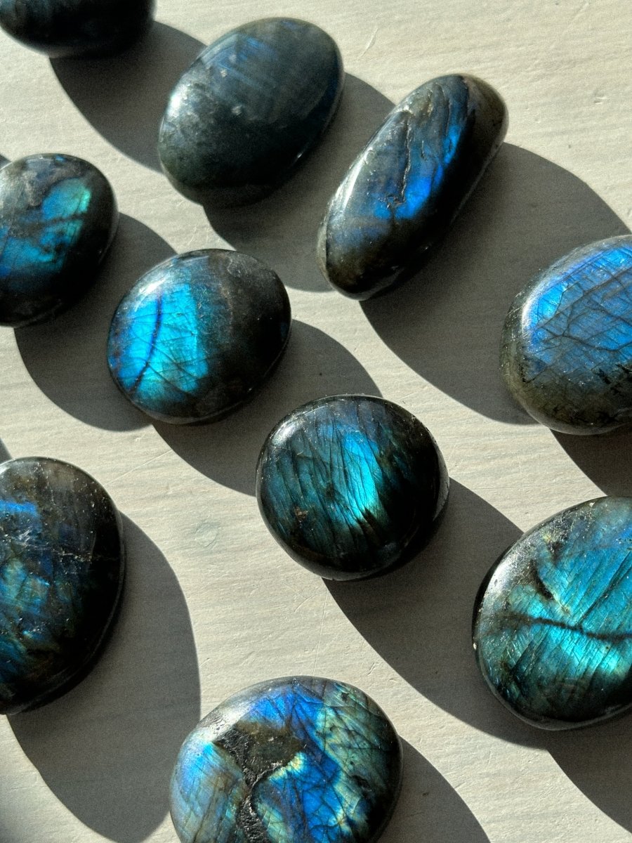 Labradorite Palm Stone LabradoriteMadagascar - Haus of Moss + Moon