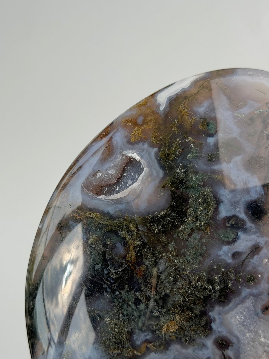 Moss Agate Oval Free Form Moss Agate India - Haus of Moss and Moon