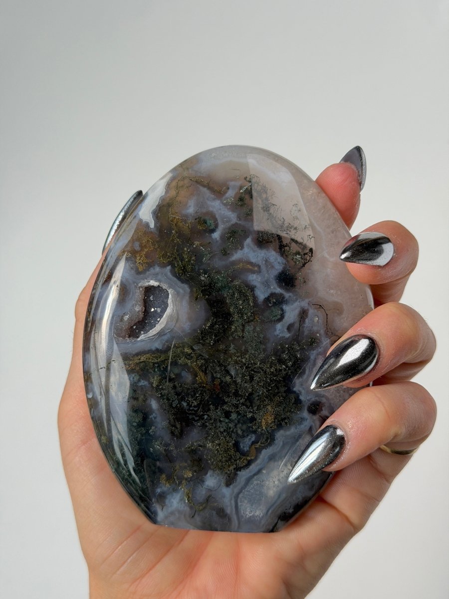 Moss Agate Oval Free Form Moss Agate India - Haus of Moss and Moon