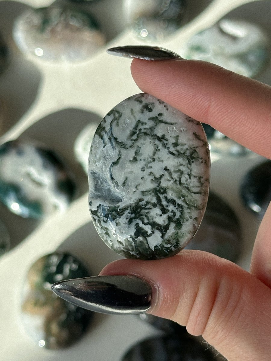 Moss Agate Palm Stone Moss AgateIndia - Haus of Moss + Moon