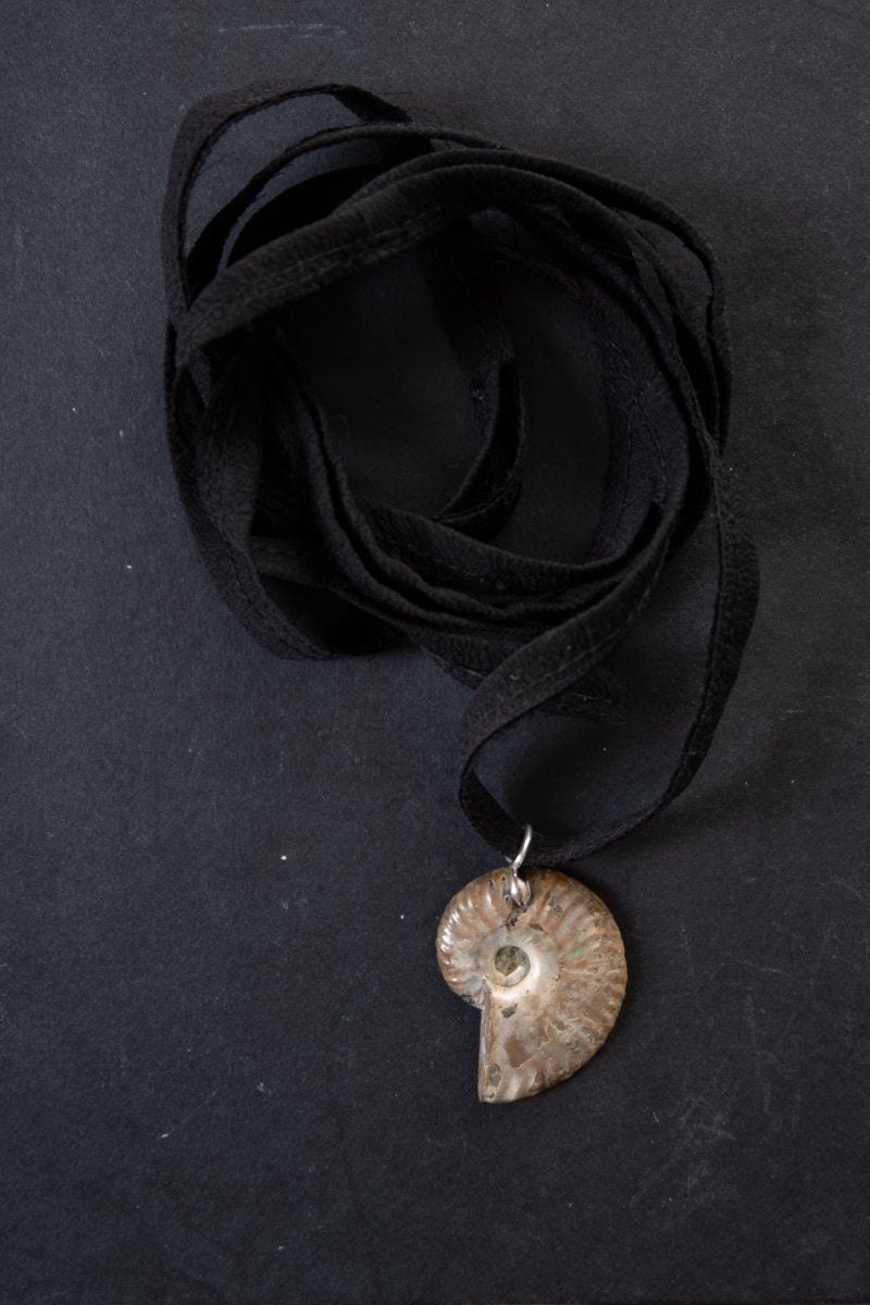 NERIDA Ammonite Choker | palmworks x hom+m JewelleryHaus of Moss + Moon- Haus of Moss and Moon