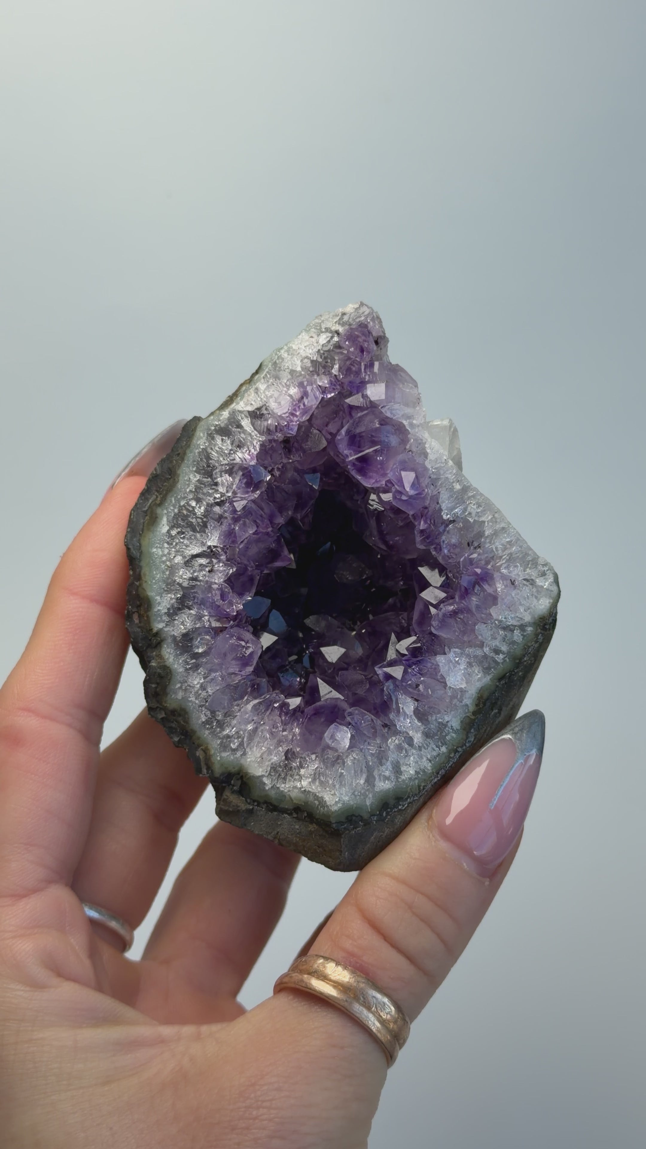 Amethyst Cut Base, Uruguay, B