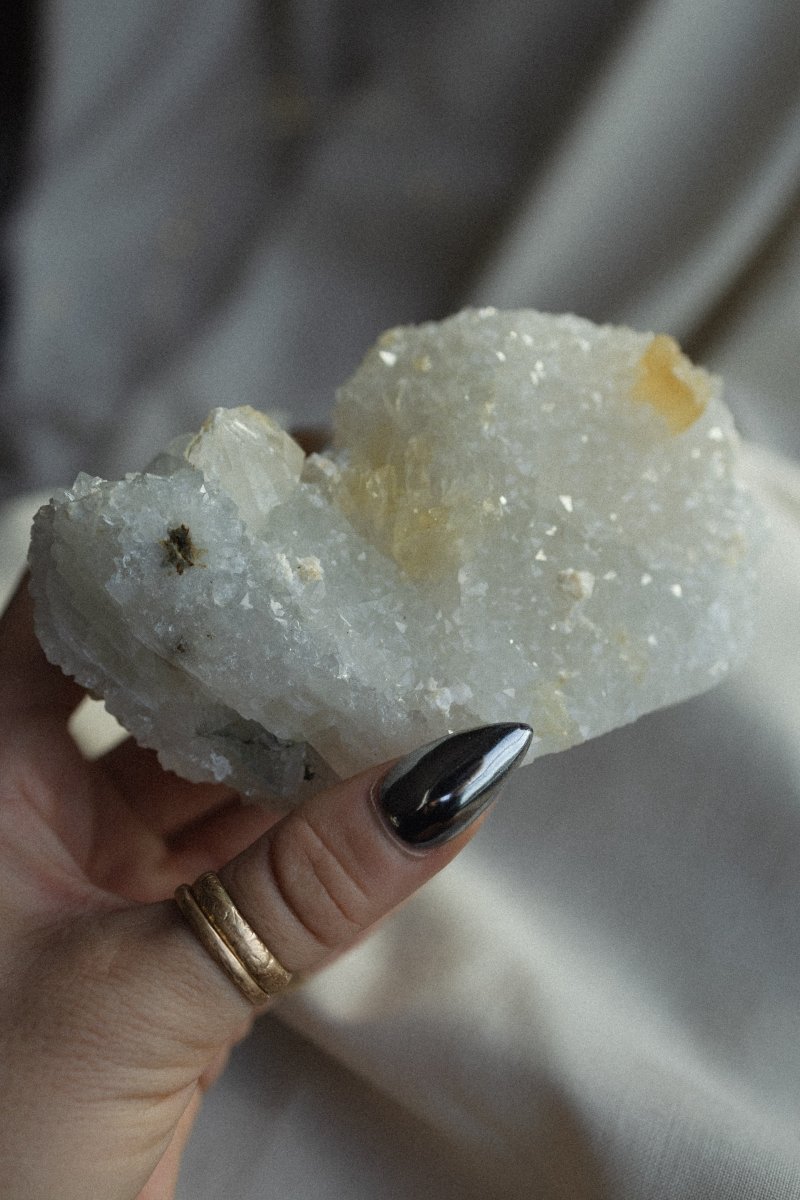White Zeolite Cluster, D ZeolitesIndia - Haus of Moss + Moon